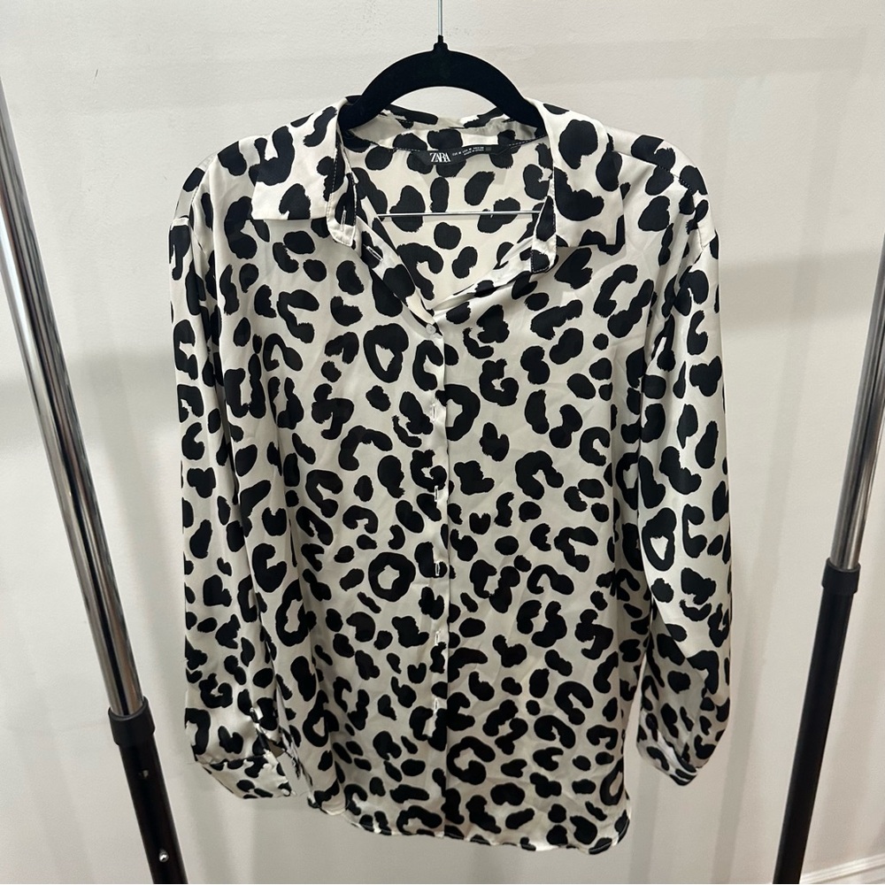 Zara Black and White Leopard Print Women's Top